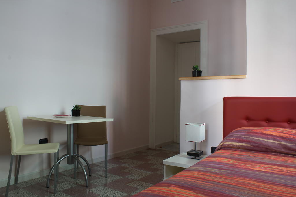 Bed & Breakfast San Francesco サレルノ 部屋 写真