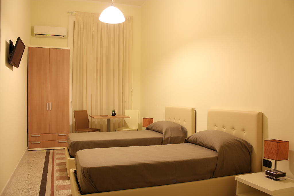 Bed & Breakfast San Francesco サレルノ 部屋 写真
