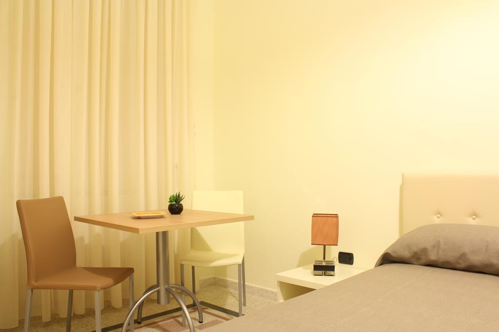 Bed & Breakfast San Francesco サレルノ 部屋 写真